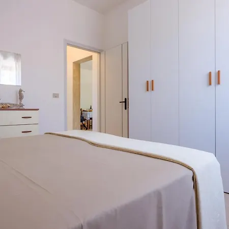 Punta Prosciutto Vista Mare Villa